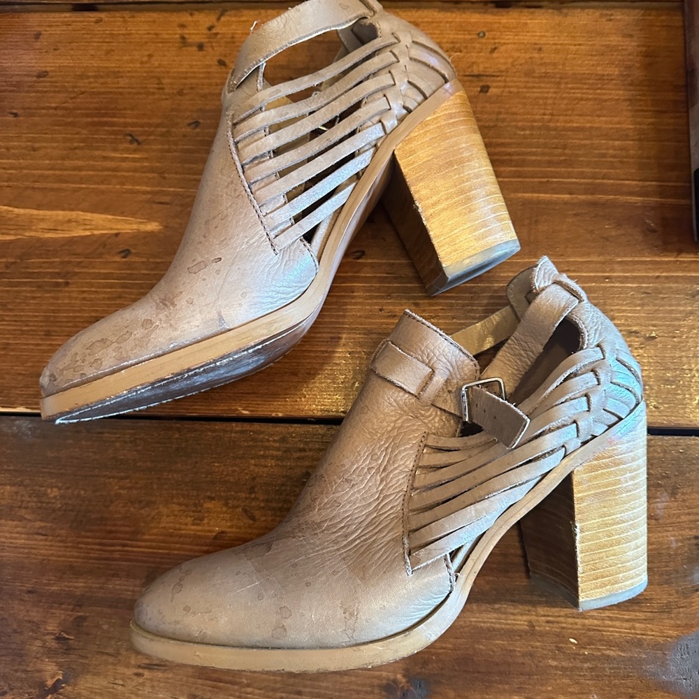Latigo Boots